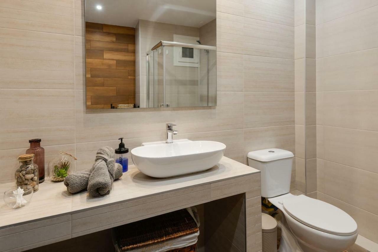 סלוניקי Upscale And Spacious 3Br Home מראה חיצוני תמונה